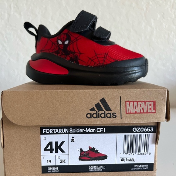 Spider-Man Adidas Red and black baby shoes - Picture 2 of 6